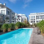 Apartment Theres Sea Shell